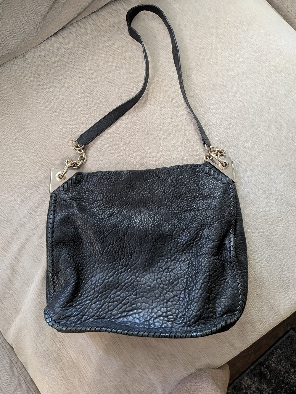 HENRI BENDEL  PEBBLED LEATHER SHOULDER BAG BLACK